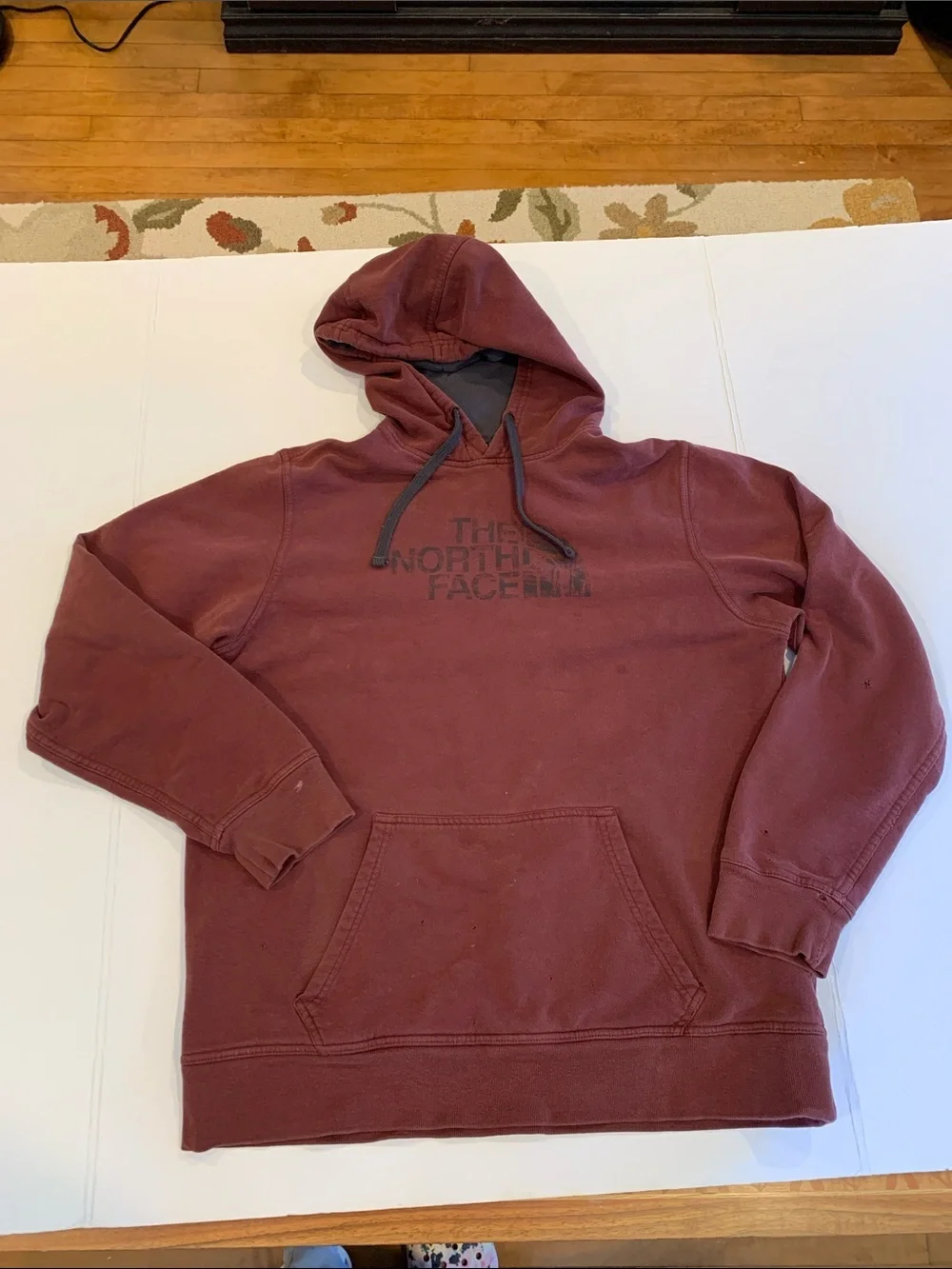 The North Face Men's Large Burgundy Thrashed Pullover Hooded Sweatshirt Hoodie